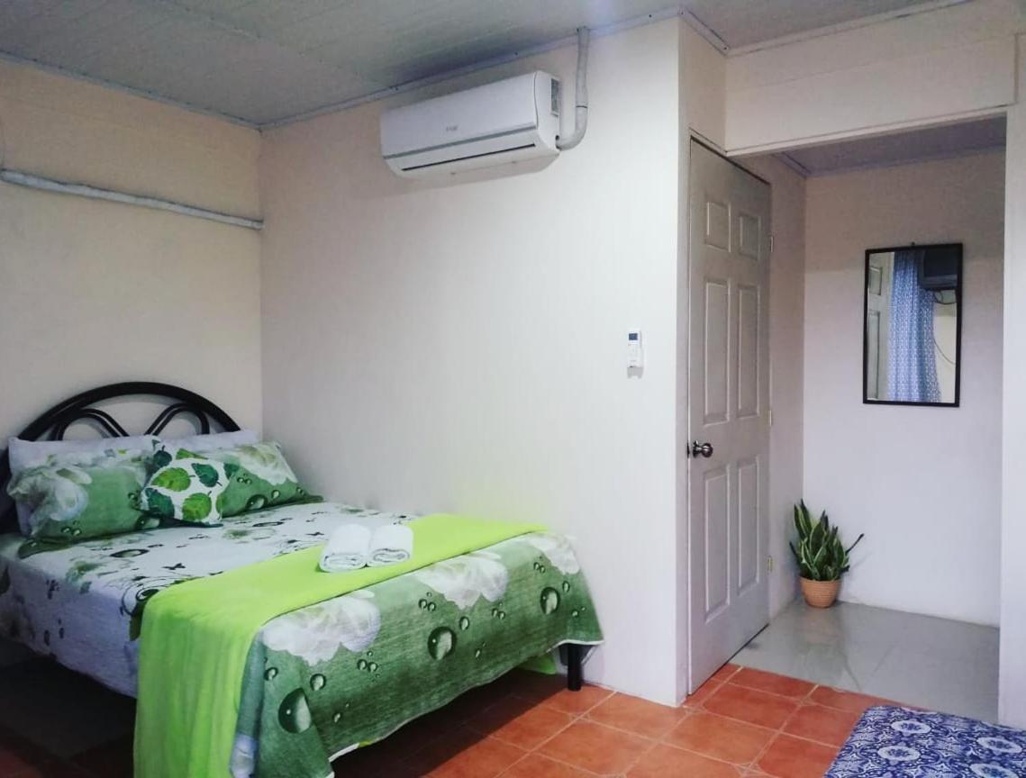 Hospedaje La Galerie Ciudad Cortés Εξωτερικό φωτογραφία