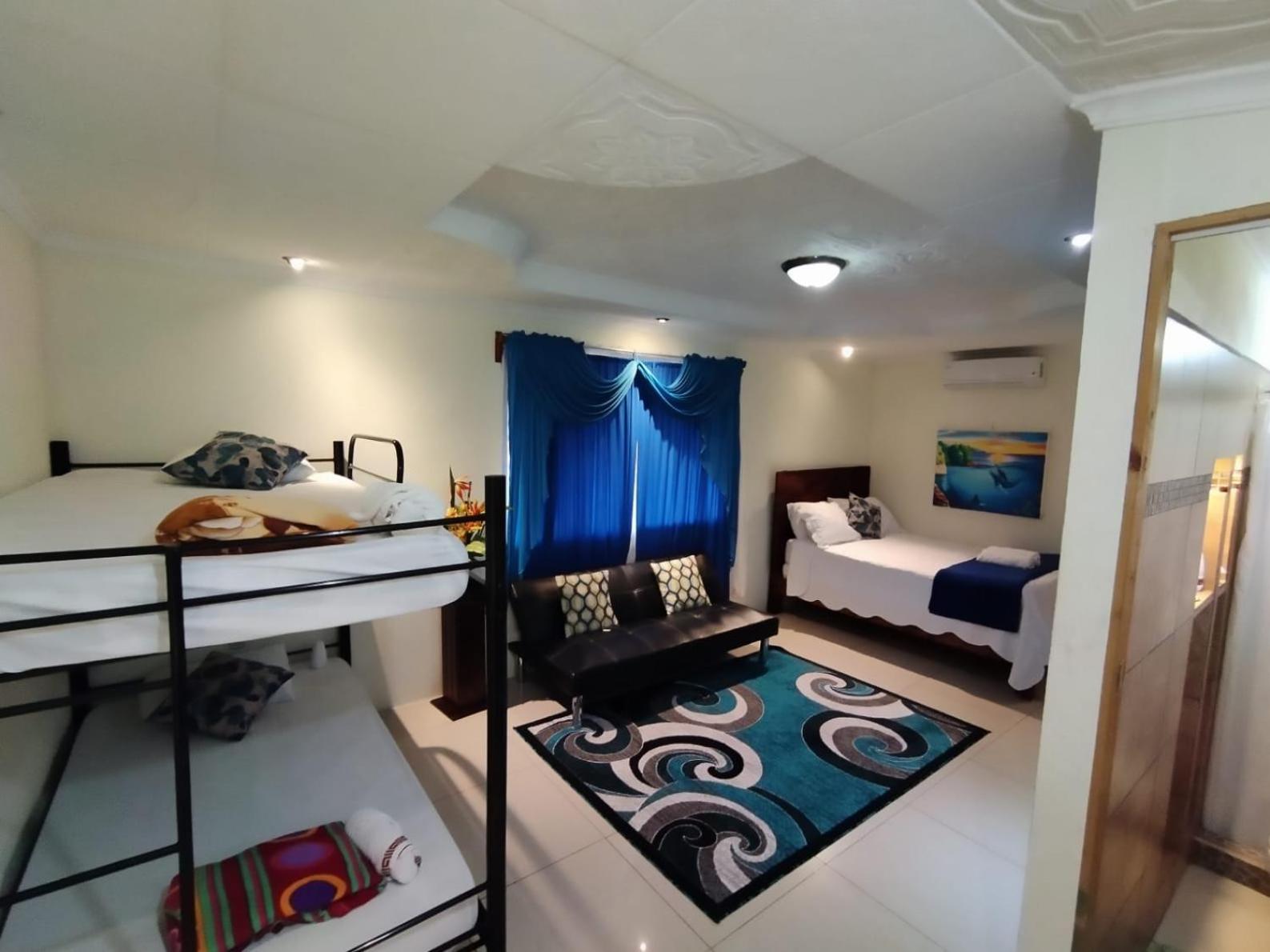 Hospedaje La Galerie Ciudad Cortés Δωμάτιο φωτογραφία