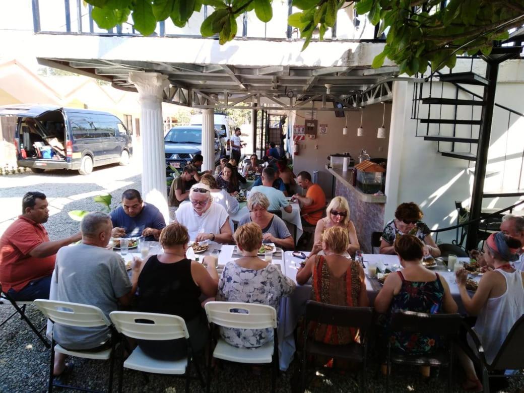 Hospedaje La Galerie Ciudad Cortés Εξωτερικό φωτογραφία